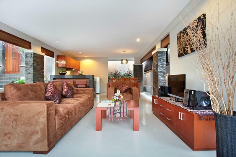 Nyanyi Sanctuary Villa By Ini Vie Hospitality ทานาล็อต ภายนอก รูปภาพ